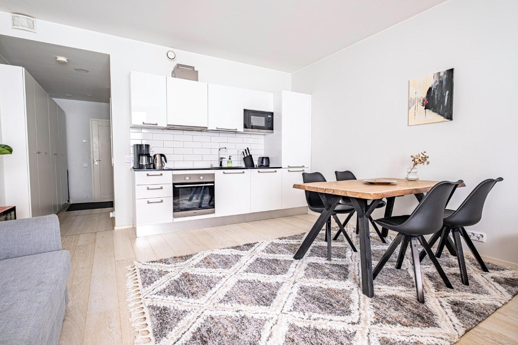 Nice Studio Apartment On A Pedestrian Street Helsinki Exterior photo